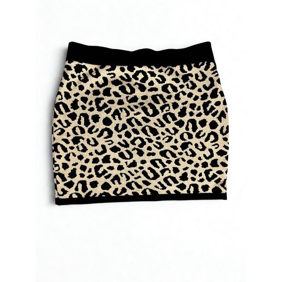 Forever 21 skirt women’s size small Animal print pattern black beige mini skirt - Picture 3 of 6